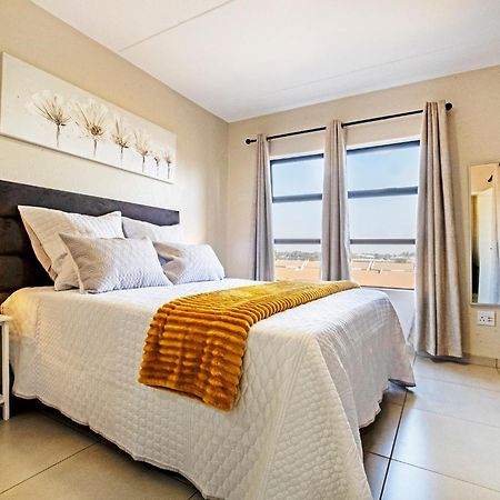 Appartement Airport Heights à Boksburg Extérieur photo