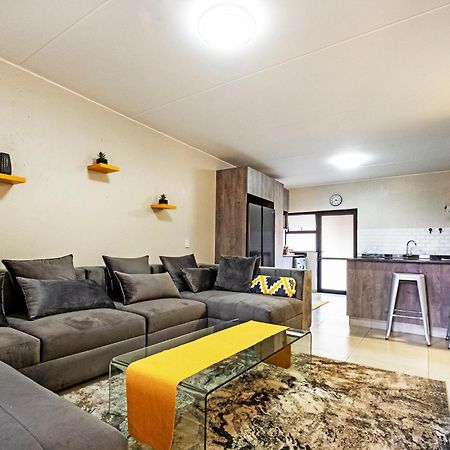 Appartement Airport Heights à Boksburg Extérieur photo