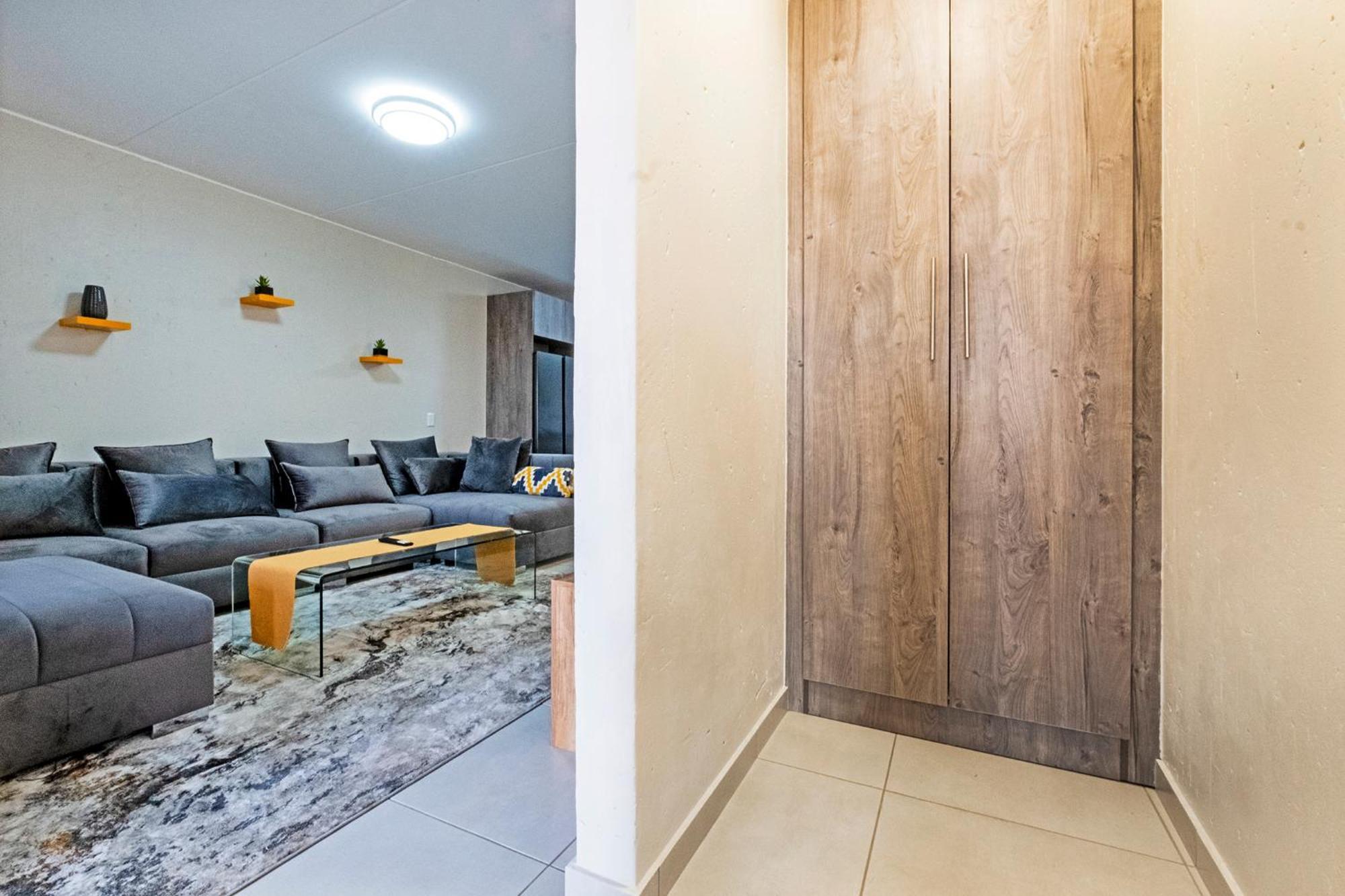 Appartement Airport Heights à Boksburg Extérieur photo